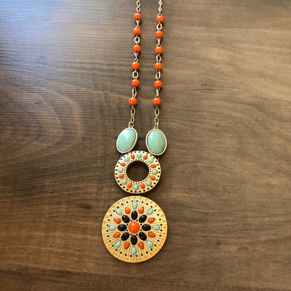 Western inspired pendent necklace
